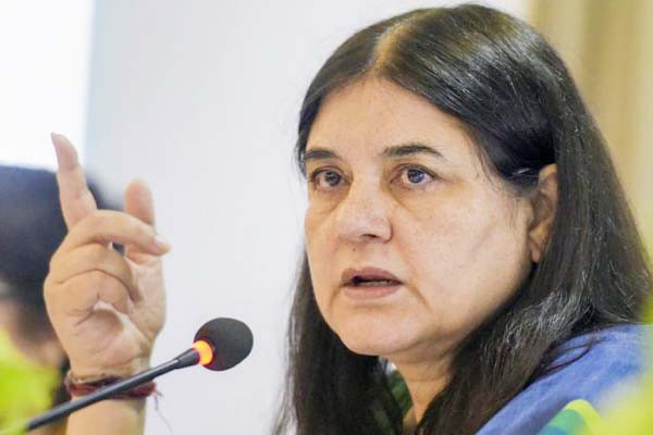 मेनका गांधी अपने संसदीय क्षेत्र सुलतानपुर के तीन दिवसीय दौरे पर -करेंगी 75 गांवों का दौरा मेनका गांधी अपने संसदीय क्षेत्र सुलतानपुर के तीन दिवसीय दौरे पर -करेंगी 75 गांवों का दौरा