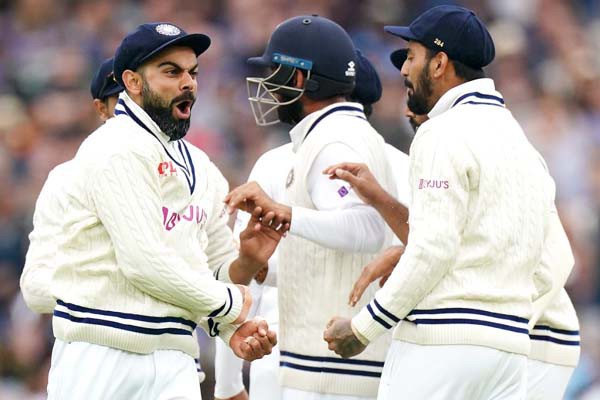 विराट लॉर्ड्स पर टेस्ट जीतने वाले तीसरे भारतीय कप्तान बने लॉयड का रिकार्ड तोड़ा विराट लॉर्ड्स पर टेस्ट जीतने वाले तीसरे भारतीय कप्तान बने लॉयड का रिकार्ड तोड़ा