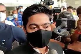 ममता बनर्जी के भतीजे अभिषेक पर त्रिपुरा में एफआईआर दर्ज ममता बनर्जी के भतीजे अभिषेक पर त्रिपुरा में एफआईआर दर्ज