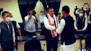 असम-मिजोरम सरकार ने साझा बयान पर किए हस्ताक्षर असम-मिजोरम सरकार ने साझा बयान पर किए हस्ताक्षर