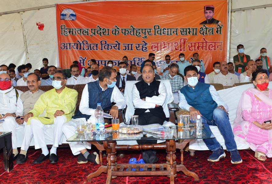 मुख्यमंत्री ने वजीर सिंह डिग्री काॅलेज को पीजी काॅलेज में स्तरोन्नत करने की घोषणा की फतेहपुर में स्थापित होगा शहीद स्मारक मुख्यमंत्री ने वजीर सिंह डिग्री काॅलेज को पीजी काॅलेज में स्तरोन्नत करने की घोषणा की फतेहपुर में स्थापित होगा शहीद स्मारक