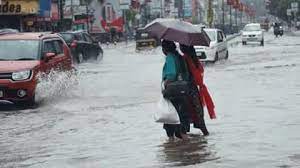 पटना में अब नहीं आएगी बाढ़, बारिश थमने से गंगा नदी का घटा जलस्तर पटना में अब नहीं आएगी बाढ़, बारिश थमने से गंगा नदी का घटा जलस्तर