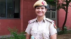 लेडी सब इंस्पेक्टर ने रेप के आरोपी को 24 घंटे के अंदर किया गिरफ्तार लेडी सब इंस्पेक्टर ने रेप के आरोपी को 24 घंटे के अंदर किया गिरफ्तार