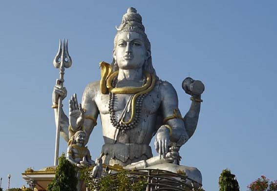 रुद्राष्टकम' से बहुत जल्द ही प्रसन्न हो जाते भोलेनाथ रुद्राष्टकम' से बहुत जल्द ही प्रसन्न हो जाते भोलेनाथ