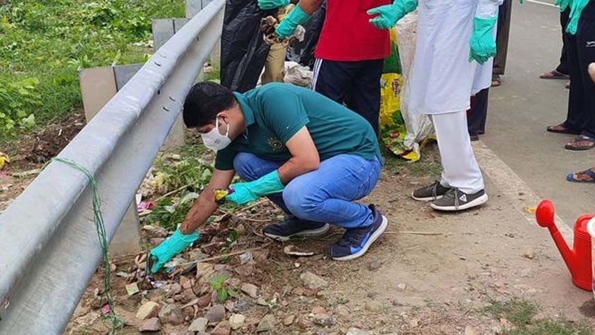 गंदगी फैलाने वाले सावधान, मलाहत में रेलवे क्रॉसिंग के पास लगेंगे सीसीटीवी कैमरा उपायुक्त राघव शर्मा ने मलाहत से किया स्वच्छता सप्ताह का शुभारंभ, पौधारोपण भी किया गंदगी फैलाने वाले सावधान, मलाहत में रेलवे क्रॉसिंग के पास लगेंगे सीसीटीवी कैमरा उपायुक्त राघव शर्मा ने मलाहत से किया स्वच्छता सप्ताह का शुभारंभ, पौधारोपण भी किया