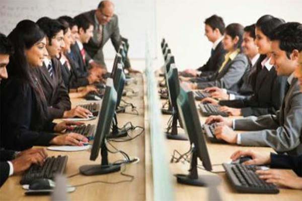 अगल-अलग भाषाएं सीख कर पायें अच्छी नौकरी अगल-अलग भाषाएं सीख कर पायें अच्छी नौकरी