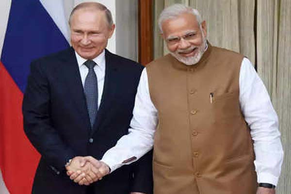 भारत दौरे में भव्य स्वागत से पुतिन गदगद, पीएम मोदी को फोन कर जताया आभार भारत दौरे में भव्य स्वागत से पुतिन गदगद, पीएम मोदी को फोन कर जताया आभार