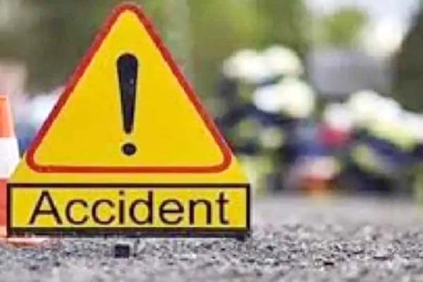 तीन साल में 72000 पैदल राहगीरों ने सड़क हादसों में गंवाई जान तीन साल में 72000 पैदल राहगीरों ने सड़क हादसों में गंवाई जान