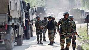 कश्मीर में हिंदू-सिखों पर हमला करने वाले 4 आतंकी उतारे गए मौत के घाट कश्मीर में हिंदू-सिखों पर हमला करने वाले 4 आतंकी उतारे गए मौत के घाट