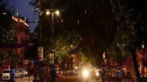 महाराष्ट्र में ओमिक्रॉन के 20 नए केस मिलने से हड़कंप, लागू हुआ नाइट कर्फ्यू - 110 मरीजों के साथ ही कोरोना के 1410 मामलों ने बढ़ाई चिंता महाराष्ट्र में ओमिक्रॉन के 20 नए केस मिलने से हड़कंप, लागू हुआ नाइट कर्फ्यू - 110 मरीजों के साथ ही कोरोना के 1410 मामलों ने बढ़ाई चिंता