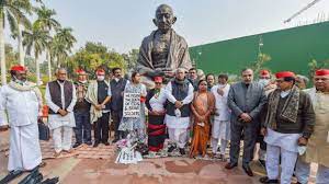 दुख में एक हुए विपक्षी पार्टियों ने सीडीएस रावत के सम्मान में संसद में नहीं दिया धरना दुख में एक हुए विपक्षी पार्टियों ने सीडीएस रावत के सम्मान में संसद में नहीं दिया धरना