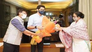 ममता बनर्जी को लेकर बोले संजय राउत- दीदी बंगाल की शेरनी है ममता बनर्जी को लेकर बोले संजय राउत- दीदी बंगाल की शेरनी है