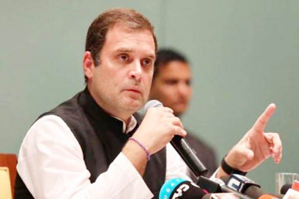 विदेश से वापस लौटे राहुल गांधी गोवा के लिए पार्टी नेताओं के साथ बनाई चुनावी रणनीति विदेश से वापस लौटे राहुल गांधी गोवा के लिए पार्टी नेताओं के साथ बनाई चुनावी रणनीति