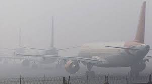उड़ान सेवा पर कोहरे की मार खराब रोशनी और धुंध के कारण रद्द हुईं कई फ्लाइट उड़ान सेवा पर कोहरे की मार खराब रोशनी और धुंध के कारण रद्द हुईं कई फ्लाइट
