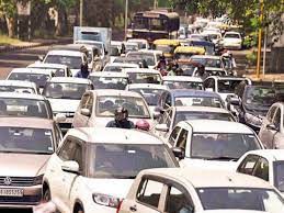 नए साल पर दिल्ली की सड़कों से हटेंगे ऐसे 3 लाख वाहन नए साल पर दिल्ली की सड़कों से हटेंगे ऐसे 3 लाख वाहन