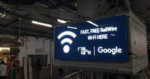  डिजिटल पहल में अग्रणी: मध्य रेल के 379 स्टेशनों पर मुफ्त वाई-फाई इंटरनेट की सुविधा