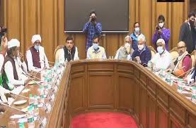 अरविंद केजरीवाल किसानों से लंच पर कृषि कानून पर करेंगे चर्चा अरविंद केजरीवाल किसानों से लंच पर कृषि कानून पर करेंगे चर्चा