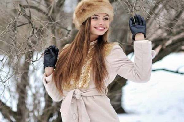 सर्दी में ऐसे नजर आऐंगी स्टाइलिश सर्दी में ऐसे नजर आऐंगी स्टाइलिश