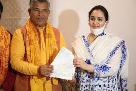 मुलायम सिंह यादव की बहू अपर्णा यादव ने राम मंदिर निर्माण के लिए दिए 11 लाख -कारसेवकों पर जिन परिस्थितियों में गोली चली तथा जो कुछ हुआ, वो बहुत दुखद था मुलायम सिंह यादव की बहू अपर्णा यादव ने राम मंदिर निर्माण के लिए दिए 11 लाख -कारसेवकों पर जिन परिस्थितियों में गोली चली तथा जो कुछ हुआ, वो बहुत दुखद था