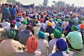 सिंघु बॉर्डर पर किसानों के खिलाफ गांववालों का प्रदर्शन, राजमार्ग खाली करने की मांग की सिंघु बॉर्डर पर किसानों के खिलाफ गांववालों का प्रदर्शन, राजमार्ग खाली करने की मांग की