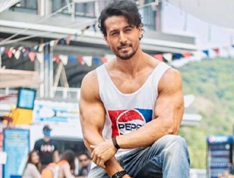 (रंगसंसार) टाइगर श्रॉफ ने किया पहले प्यार का खुलासा (रंगसंसार) टाइगर श्रॉफ ने किया पहले प्यार का खुलासा