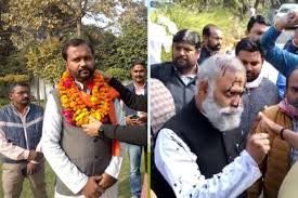 सोमनाथ भारती को आम आदमी पार्टी से बर्खास्त करने की मांग -मुख्यमंत्री केजरीवाल पर अपराधियों को संरक्षण देने का आरोप सोमनाथ भारती को आम आदमी पार्टी से बर्खास्त करने की मांग -मुख्यमंत्री केजरीवाल पर अपराधियों को संरक्षण देने का आरोप