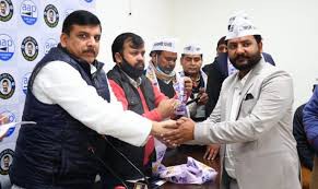 अखिल भारतीय गुर्जर महासभा समेत कई दलों और समाजसेवी संस्थाओं से जुड़े लोग आप पार्टी में शामिल अखिल भारतीय गुर्जर महासभा समेत कई दलों और समाजसेवी संस्थाओं से जुड़े लोग आप पार्टी में शामिल