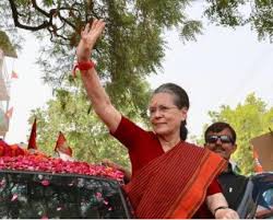 अमेठी में राहुल को हराने के बाद भाजपा ने सोनिया के गढ़ राजबरेली पर टिकाई नजरें अमेठी में राहुल को हराने के बाद भाजपा ने सोनिया के गढ़ राजबरेली पर टिकाई नजरें