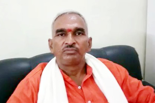 अखिलेश यादव औरंगजेब, तो ममता बनर्जी लंकिनी : भाजपा विधायक सुरेंद्र सिंह अखिलेश यादव औरंगजेब, तो ममता बनर्जी लंकिनी : भाजपा विधायक सुरेंद्र सिंह