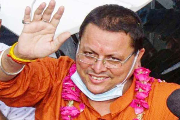 पुष्कर सिंह धामी को सीएम बनाकर भाजपा ने चुनाव के पहले खेला आखिरी दांव पुष्कर सिंह धामी को सीएम बनाकर भाजपा ने चुनाव के पहले खेला आखिरी दांव