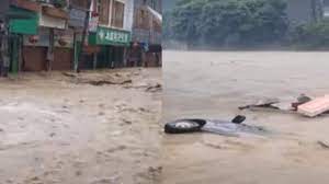 चीन में भीषण बारिश के बाद बह गया बांध, बांधों की सुरक्षा को लेकर उठे सवाल चीन में भीषण बारिश के बाद बह गया बांध, बांधों की सुरक्षा को लेकर उठे सवाल