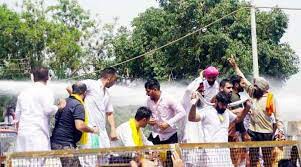 पजांब में बिजली संकट, आप पार्टी कार्यकर्ताओं का सीएम फार्म हाउस के सामने प्रदर्शन पजांब में बिजली संकट, आप पार्टी कार्यकर्ताओं का सीएम फार्म हाउस के सामने प्रदर्शन