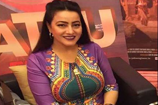 राम रहीम से मिलने पहुंची मुंहबोली बेटी हनीप्रीत -कोरोना संक्रमण के कारण मेदांता अस्पताल में है भर्ती राम रहीम से मिलने पहुंची मुंहबोली बेटी हनीप्रीत -कोरोना संक्रमण के कारण मेदांता अस्पताल में है भर्ती
