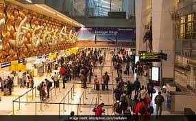 उड़ान की मंजूरी न मिलने पर कारोबारी ने इंदिरा गांधी अंतरराष्ट्रीय हवाईअड्डे पर हंगामा किया 