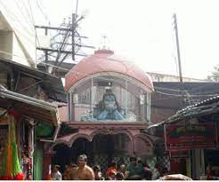 भक्तों के लिए खुला प्रसिद्ध बाबा तारकनाथ मंदिर का पट भक्तों के लिए खुला प्रसिद्ध बाबा तारकनाथ मंदिर का पट