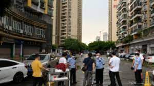  चीन के एक और शहर में बढ़ा कोरोना का प्रकोप -शेनझेन ने बीजिंग के लिए सीधी उड़ानें की रद्द