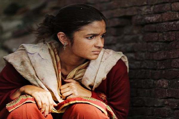 फिल्म उड़ता पंजाब की रिलीज के 5 साल पूरे -एकता कपूर ने याद किया उन तनाव वाले दिनों को फिल्म उड़ता पंजाब की रिलीज के 5 साल पूरे -एकता कपूर ने याद किया उन तनाव वाले दिनों को