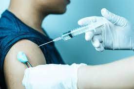  वैक्सीन लेने के बाद भी संक्रमित हुए किसी शख्स की नहीं हुई मौत -एम्स की स्टडी से फिर साबित हुआ क्यों जरूरी है टीका लगवाना