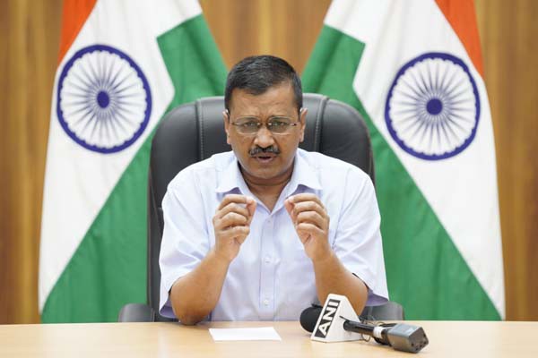 केजरीवाल ने केंद्र सरकार से की अपील कहा- वैक्सीन सबके लिए खोल दी जाए और राज्य सरकारों को युद्ध स्तर पर वैक्सीनेशन की इजाजत दी जाए केजरीवाल ने केंद्र सरकार से की अपील कहा- वैक्सीन सबके लिए खोल दी जाए और राज्य सरकारों को युद्ध स्तर पर वैक्सीनेशन की इजाजत दी जाए