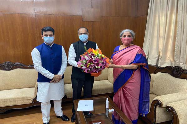 मुख्यमंत्री ने केन्द्रीय वित्त मंत्री से प्रदेश के लिए 1420 करोड़ जारी करने का आग्रह किया मुख्यमंत्री ने केन्द्रीय वित्त मंत्री से प्रदेश के लिए 1420 करोड़ जारी करने का आग्रह किया