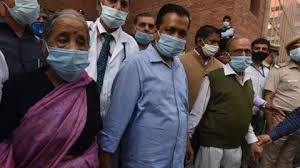 सीएम केजरीवाल ने अपने माता-पिता के साथ ली कोविड-19 वैक्सीन की पहली खुराक सीएम केजरीवाल ने अपने माता-पिता के साथ ली कोविड-19 वैक्सीन की पहली खुराक