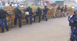 भारत बंद को लेकर अलर्ट पर दिल्ली पुलिस अतिरिक्त सुरक्षाबलों की तैनाती भारत बंद को लेकर अलर्ट पर दिल्ली पुलिस अतिरिक्त सुरक्षाबलों की तैनाती