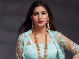 बादशाह के गाने पर सपना चौधरी का धमाल -डांस के दीवाने हुए फैंस, वीडियो जमकर वायरल बादशाह के गाने पर सपना चौधरी का धमाल -डांस के दीवाने हुए फैंस, वीडियो जमकर वायरल