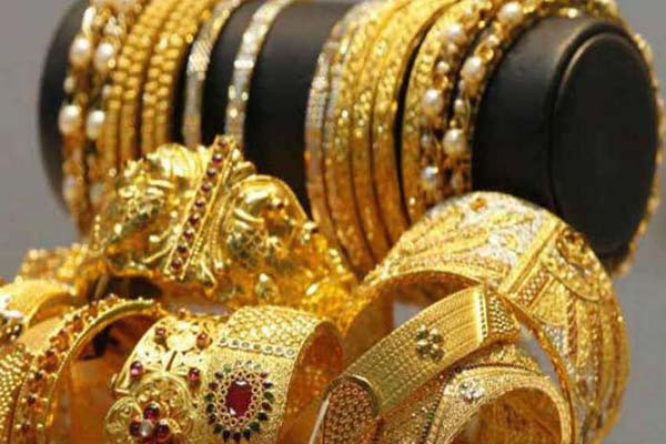 150 रुपए से ज्यादा सस्ता हुआ सोना 150 रुपए से ज्यादा सस्ता हुआ सोना