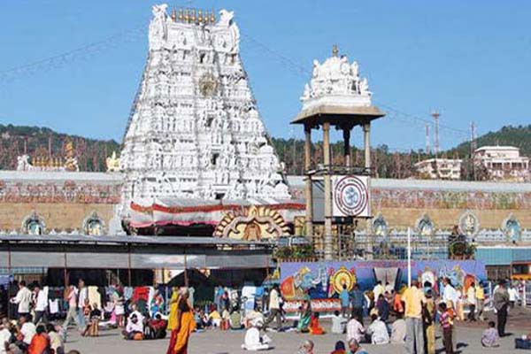 बालाजी मंदिर से जुड़ी ये मान्यताएं बालाजी मंदिर से जुड़ी ये मान्यताएं