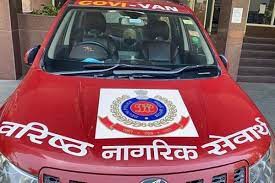 वरिष्ठ नागरिकों की मदद के लिए दिल्ली पुलिस ने शुरू की कोवि वैन वरिष्ठ नागरिकों की मदद के लिए दिल्ली पुलिस ने शुरू की कोवि वैन