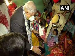 कोरोना संकटकाल के बीच प्रधानमंत्री नरेंद्र मोदी ने 19000 करोड रुपए से ज्यादा की राशि किसान सम्मान निधि के तहत आवंटित की कोरोना संकटकाल के बीच प्रधानमंत्री नरेंद्र मोदी ने 19000 करोड रुपए से ज्यादा की राशि किसान सम्मान निधि के तहत आवंटित की