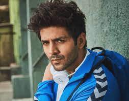 'रेड चिलीज' को छोडा बालीवुड एक्टर कार्तिक ने - दो करोड का साइनिंग अमाउंट भी लौटाया 'रेड चिलीज' को छोडा बालीवुड एक्टर कार्तिक ने - दो करोड का साइनिंग अमाउंट भी लौटाया