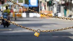 केरल में नहीं घट रही पॉजिटिविटी दर, सरकार ने 23 मई तक बढ़ाया लॉकडाउन केरल में नहीं घट रही पॉजिटिविटी दर, सरकार ने 23 मई तक बढ़ाया लॉकडाउन