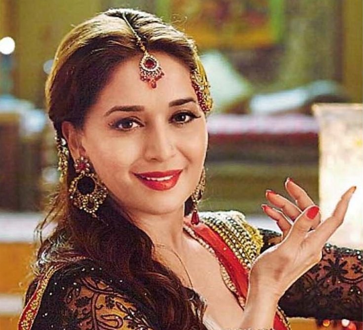 (रंग-संसार) भंसाली की 'हीरा मंडी' में मुजरा करेंगी माधुरी (रंग-संसार) भंसाली की 'हीरा मंडी' में मुजरा करेंगी माधुरी